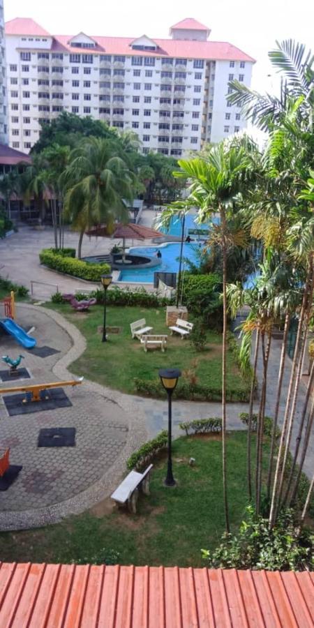 Cozy Pool And Seaview Glory Beach Resort 2 Bedrooms B Block Port Dickson Eksteriør bilde