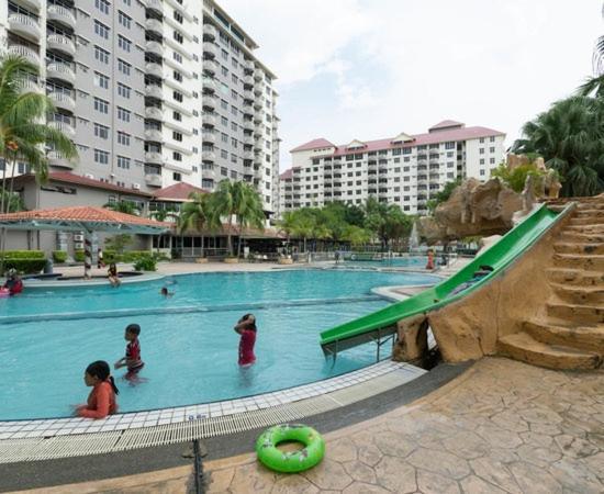 Cozy Pool And Seaview Glory Beach Resort 2 Bedrooms B Block Port Dickson Eksteriør bilde