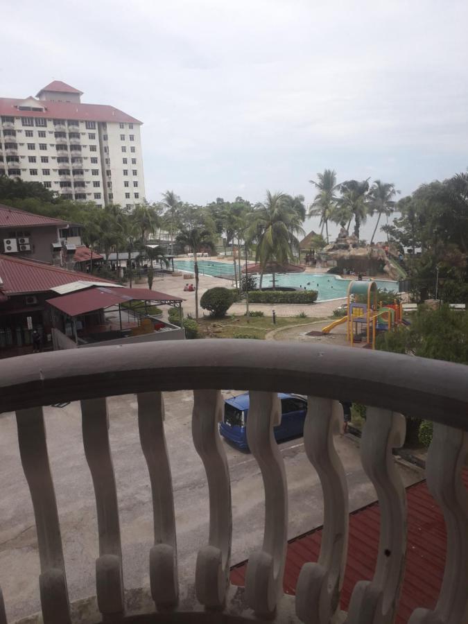 Cozy Pool And Seaview Glory Beach Resort 2 Bedrooms B Block Port Dickson Eksteriør bilde